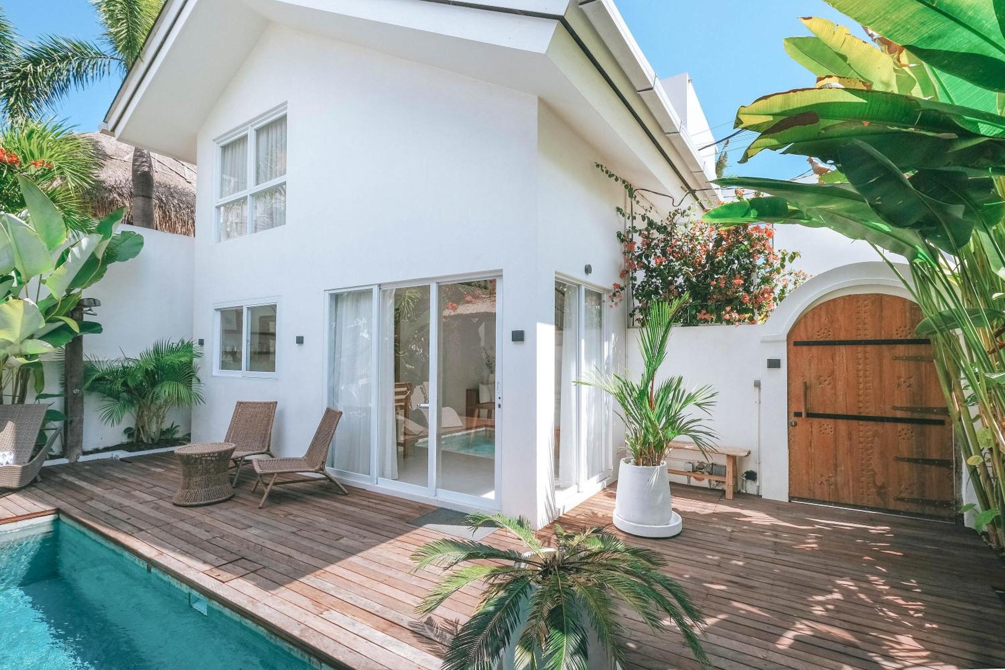 Sun & Moon Villa Canggu Exterior foto